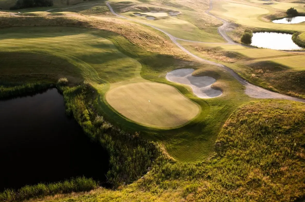 Miklagard Golfklubb, bilde 2