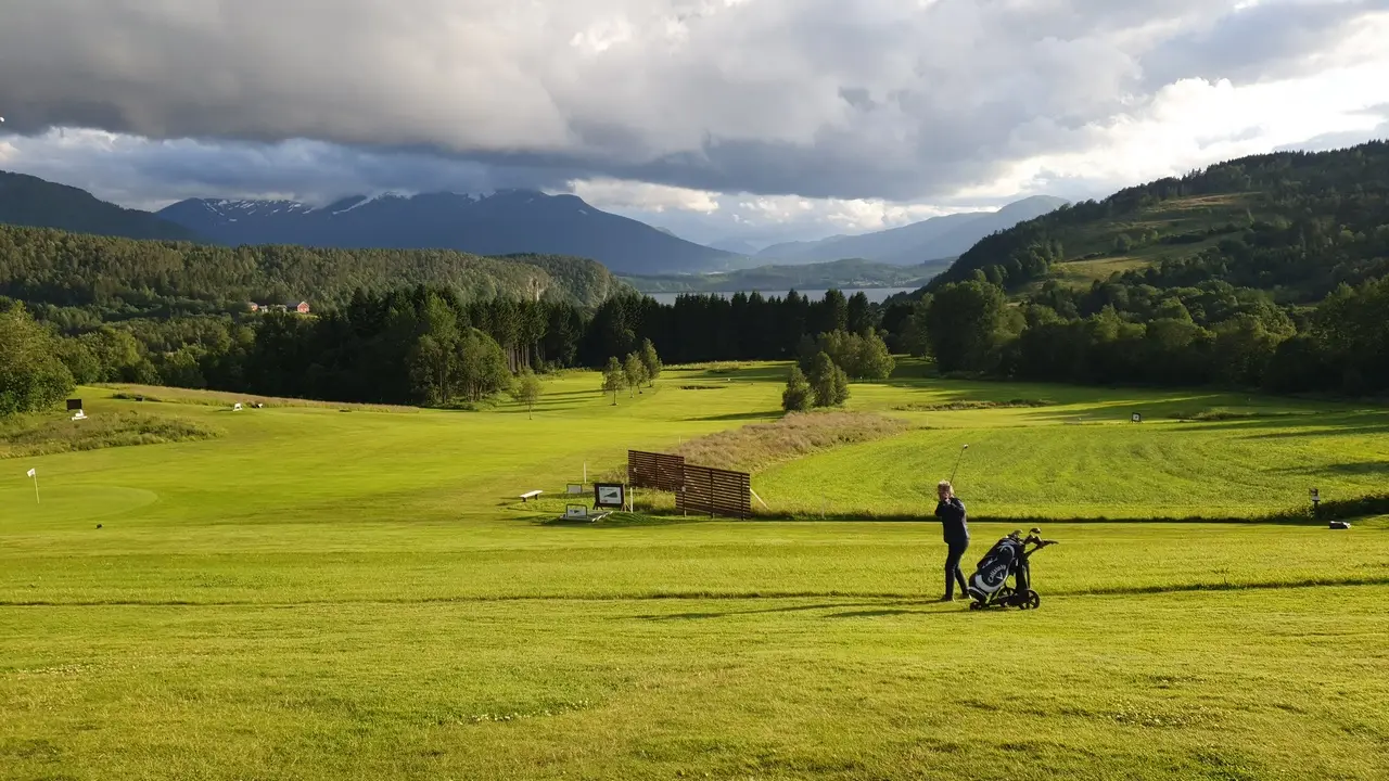 Surnadal Golfklubb